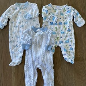 Set of 0-3 Kissy Kissy Footies